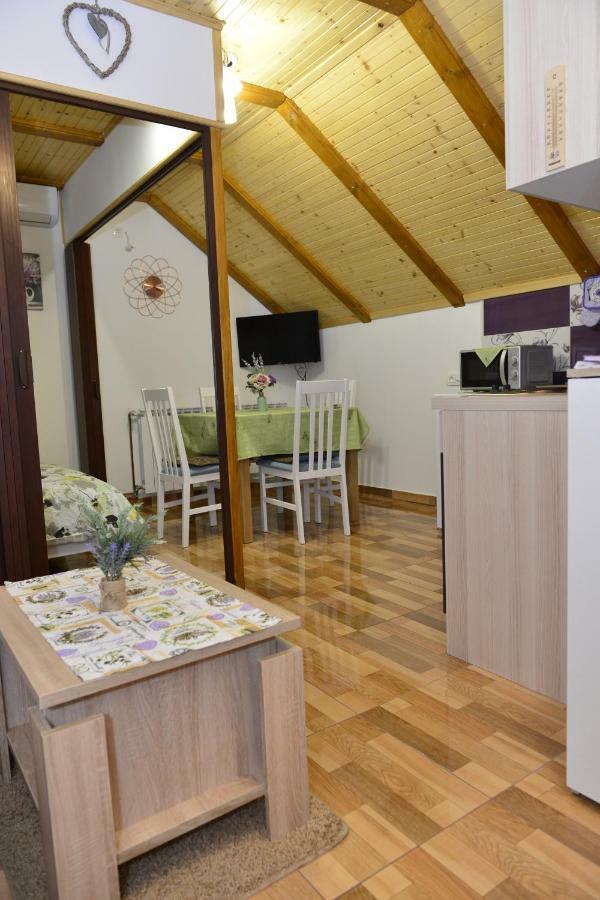Apartmani Miscevic جوسيبدول المظهر الخارجي الصورة
